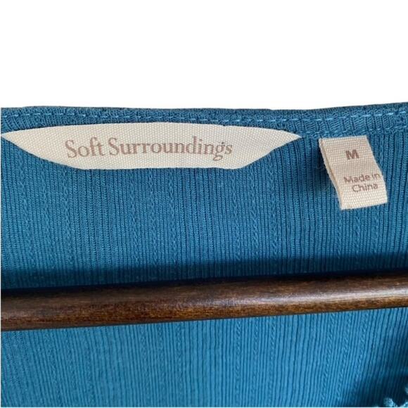 Soft Surroundings Teal V-Neck T-Shirt - Medium - Picture 4 of 4